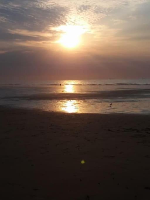 Appart 4 Pers Plage Vue Mer Calais Bagian luar foto